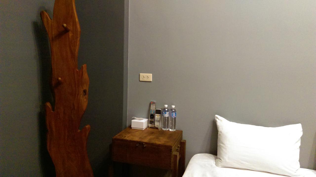 Magic Butterfly Apartment Taitung Bagian luar foto