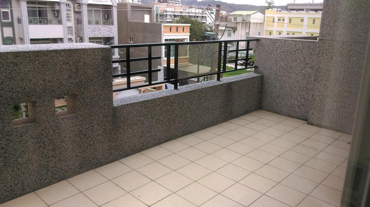 Magic Butterfly Apartment Taitung Bagian luar foto